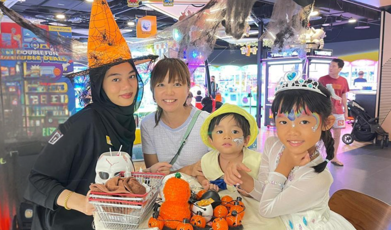  Halloween or festive event in Singapore